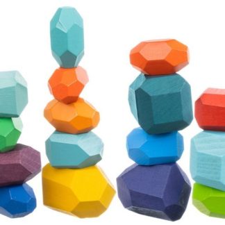 Детски игри с камък - дървени елементи във формата на камъчета