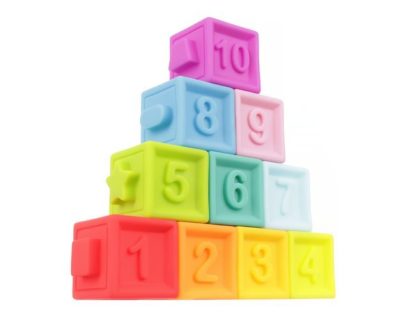 Бебешки кубчета за игра в различни цветове и цифри